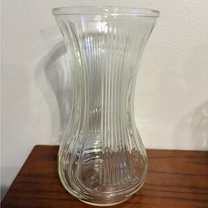 Vintage Hoosier Clear Glass Vase – Ribbed Harp Design – Mid-Century Modern Decor